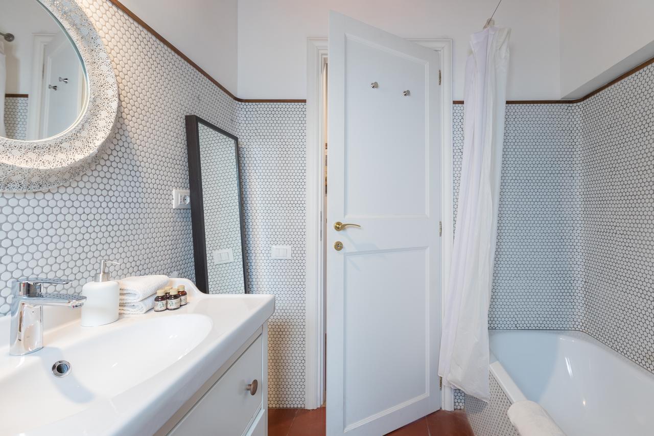 Mami'S Home Trastevere Apt With Private Terrace Рим Экстерьер фото